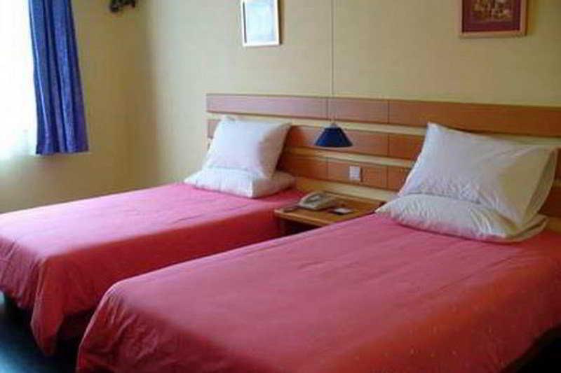Home Inn Tianjin Weijin Road Tianjin University Extérieur photo